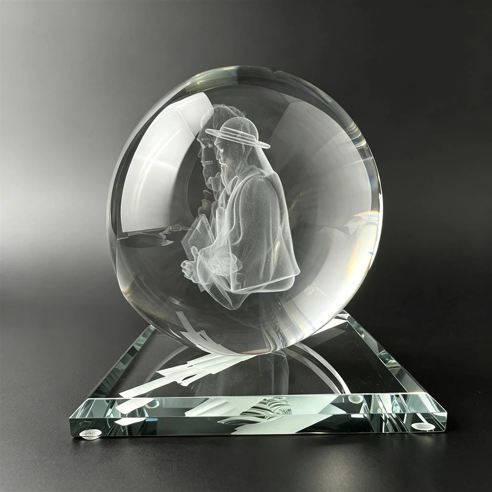 Custom Photo Crystal Ball Desk Trophy factory